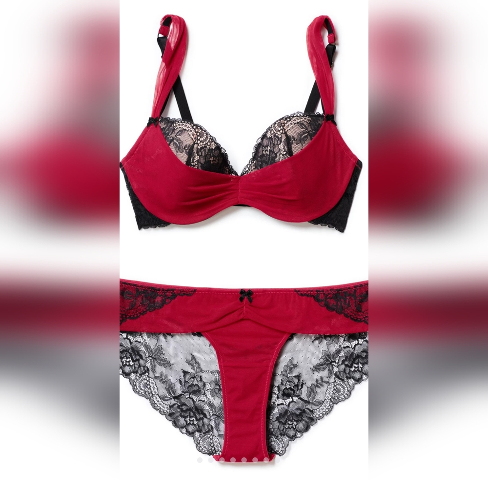NEW, In Package!  Adore Me Clairabella Contour Plus